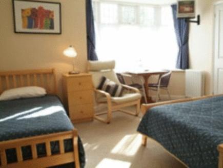 Gatwick House Hotel Horley Eksteriør billede